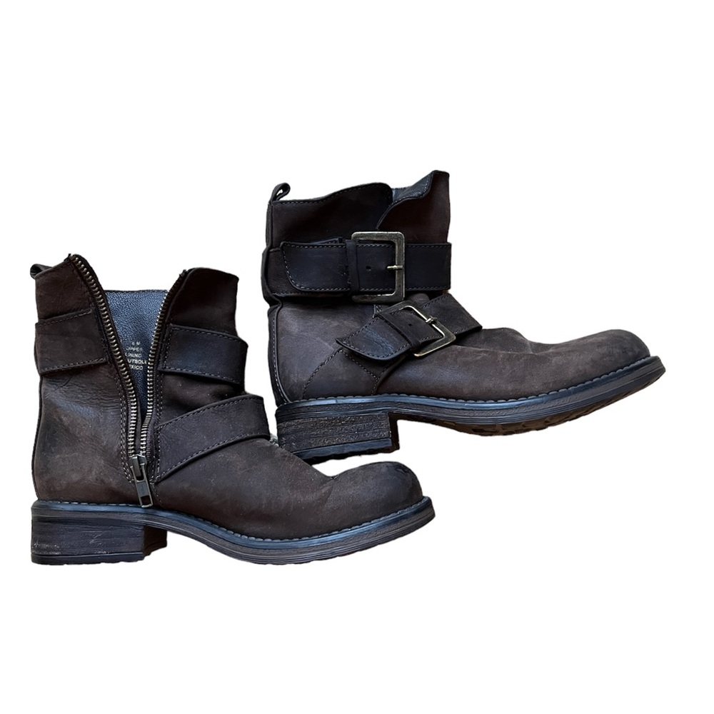 Steve Madden brown leather boots